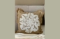 Preview: Kissen mit Überzug Jute Blumenmuster beige J-Line 45 x 45 cm