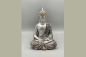 Mobile Preview: Buddha sitzend silber glänzend Blumenmotiv klein 13x21x11 cm