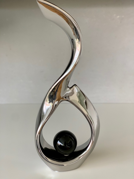 Skulptur "Black Ball" Figur aus Keramik silber glänzend 43 cm